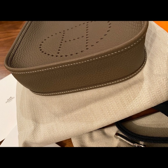 Brand new Hermès Evelyne 16 - Picture 6 of 8